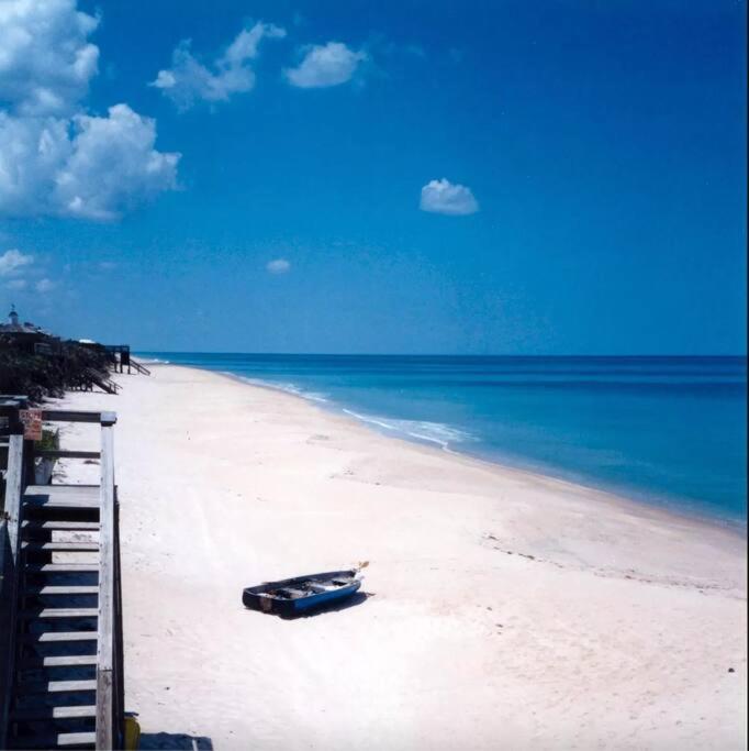 Beach Paradise Getaway - 200Ft From Beach! Sebastian Kültér fotó